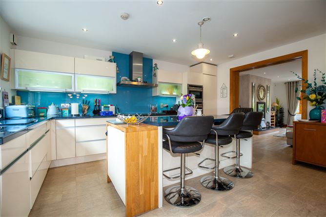 4 Castleknock Mews, Old Navan Road, Castleknock, Dublin 15