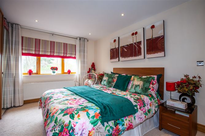 4 Castleknock Mews, Old Navan Road, Castleknock, Dublin 15