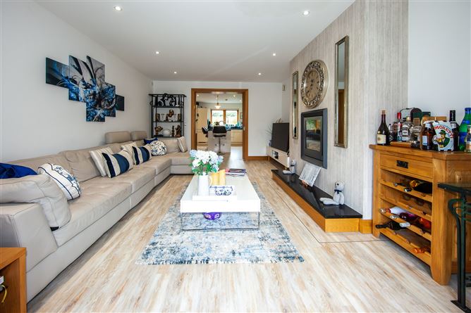 4 Castleknock Mews, Old Navan Road, Castleknock, Dublin 15