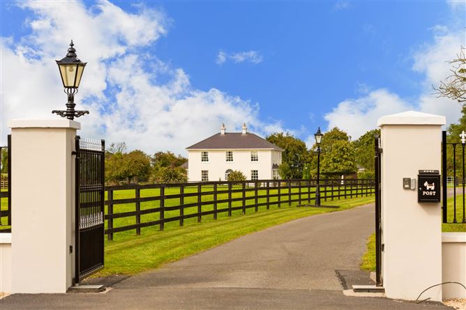 Moorefield House, Berrillstown, Tara, County Meath