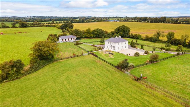 Moorefield House, Berrillstown, Tara, County Meath