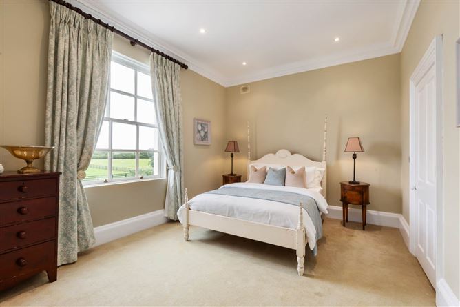 Moorefield House, Berrillstown, Tara, County Meath