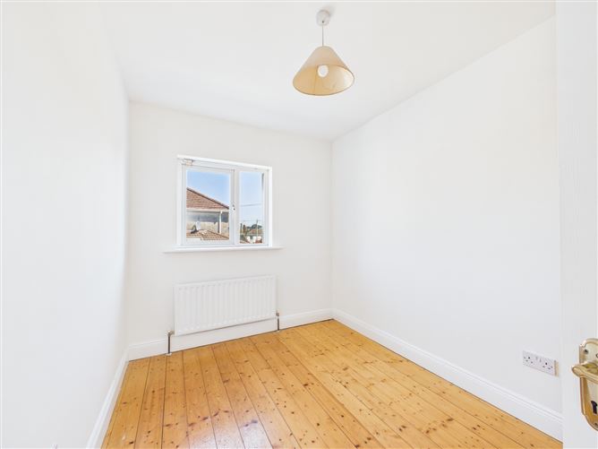 Photo 18 of 26 — 1a Woodview Terrace, Derrynane Road, Turners Cross, Cork