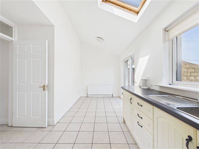 Photo 13 of 26 — 1a Woodview Terrace, Derrynane Road, Turners Cross, Cork