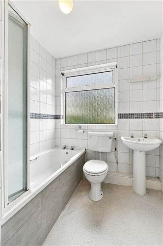 Photo 14 of 19 — 97 Woodview Heights, Lucan, County Dublin