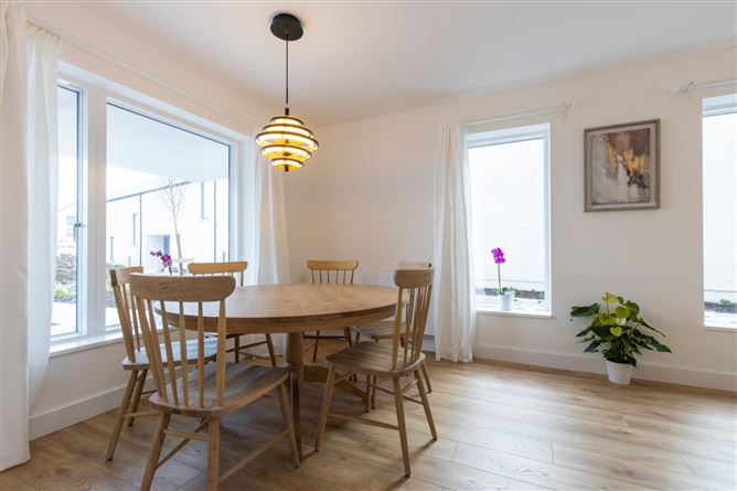 41 Sika Woods, Enniskerry, Co. Wicklow