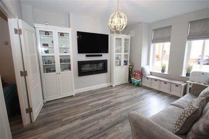 10 The Close, Citywest Village, Citywest, Dublin 24