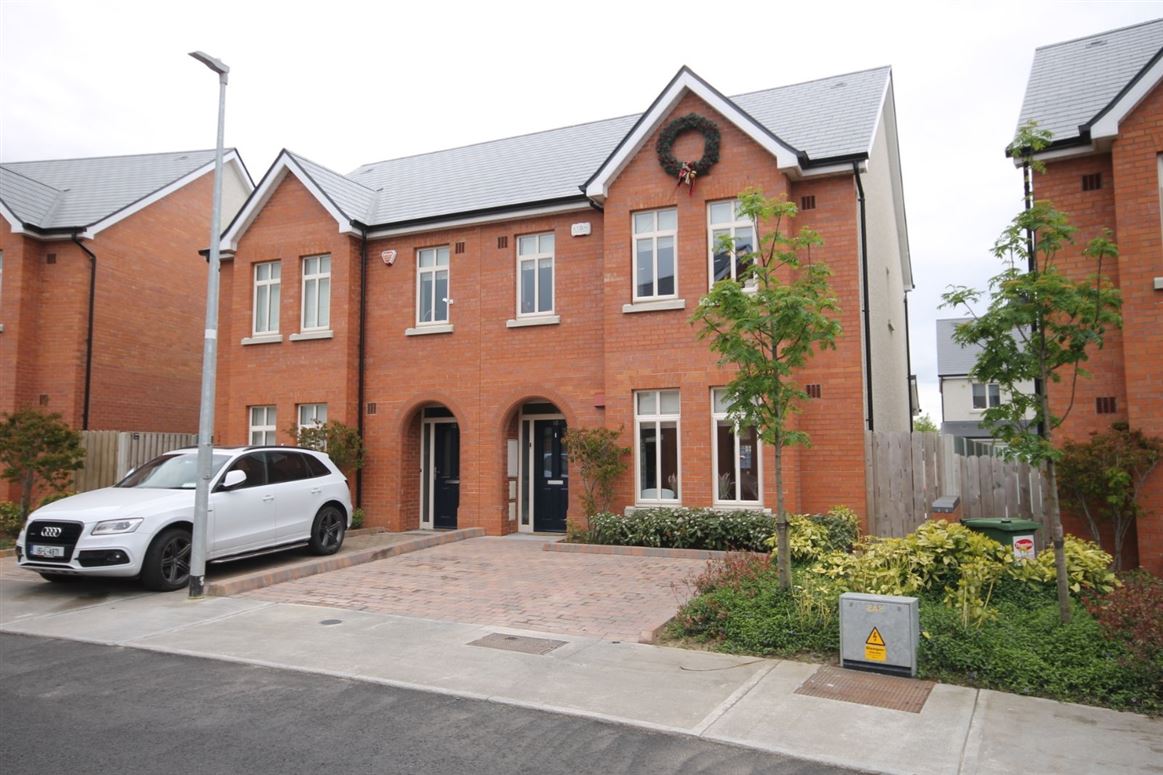 10 The Close, Citywest Village, Citywest, Dublin 24