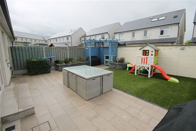 10 The Close, Citywest Village, Citywest, Dublin 24