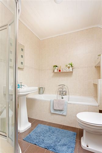 Photo 20 of 34 — 29 Gilroy Avenue, Edenderry, Offaly