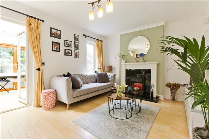 4 Cruagh Green, Cruagh Manor, Stepaside, Dublin 18