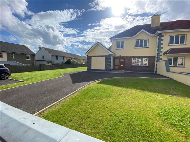 20 Abbeyfield, Ballaghaderreen, Roscommon
