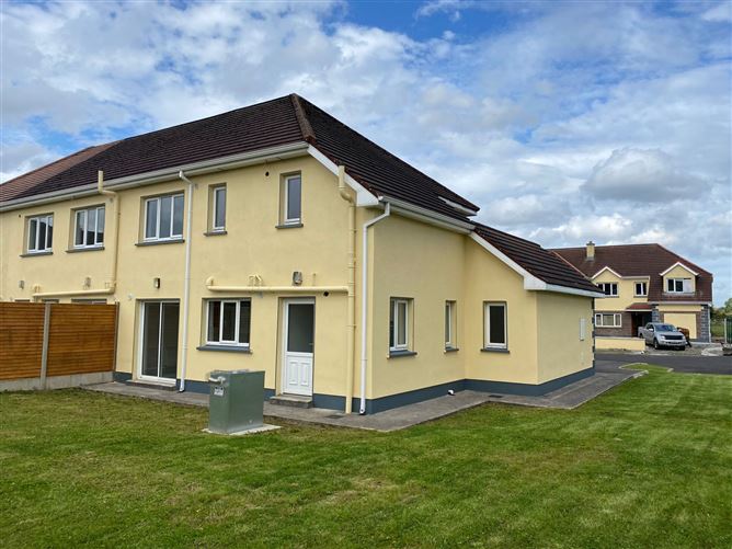 20 Abbeyfield, Ballaghaderreen, Roscommon