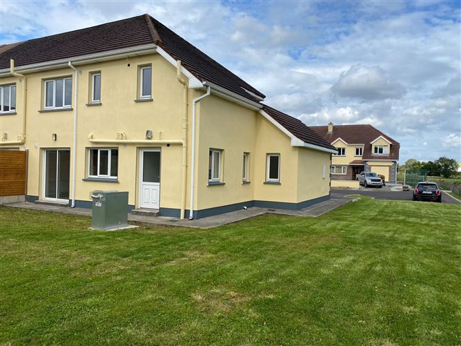 20 Abbeyfield, Ballaghaderreen, Roscommon