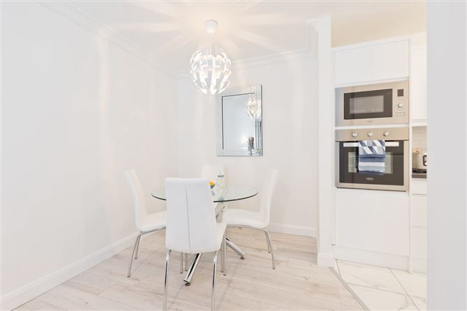6 Iveagh Court Harcourt Road, South City Centre, Dublin 2