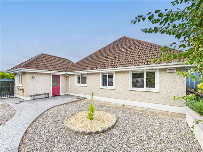 37 Hazelwood, Thurles, Co. Tipperary