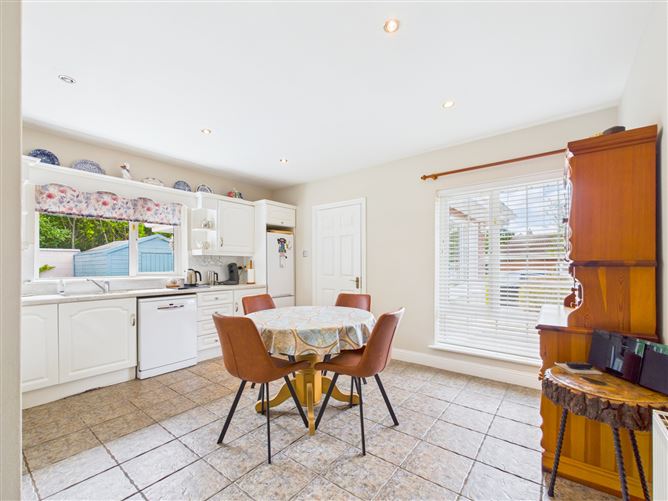 37 Hazelwood, Thurles, Co. Tipperary