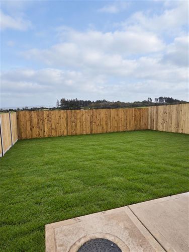 33 Gleann Rua, Letterkenny, Co. Donegal