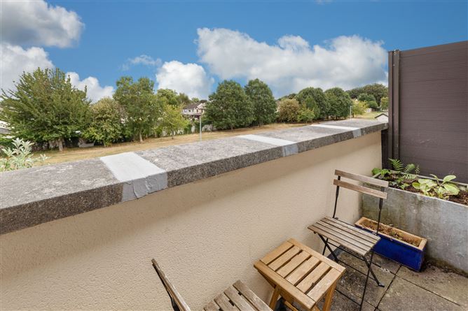 Photo 8 of 9 — 5 Station Court Way, Clonsilla, Dublin 15