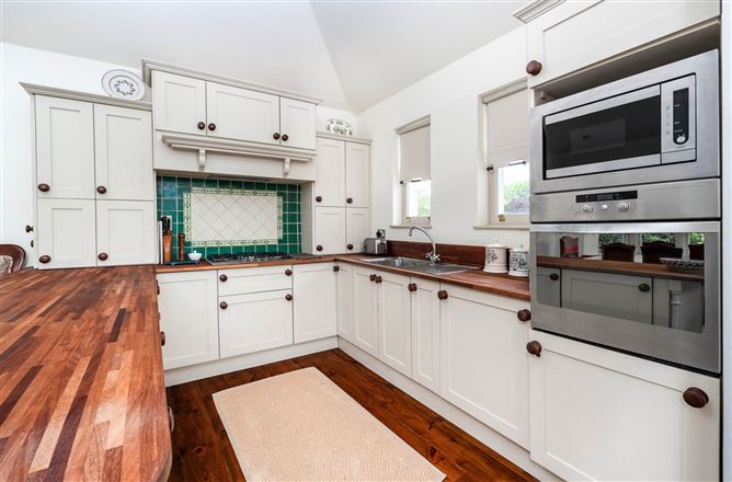 Proby Cottage, 2 Killiney Road, Dalkey, County Dublin
