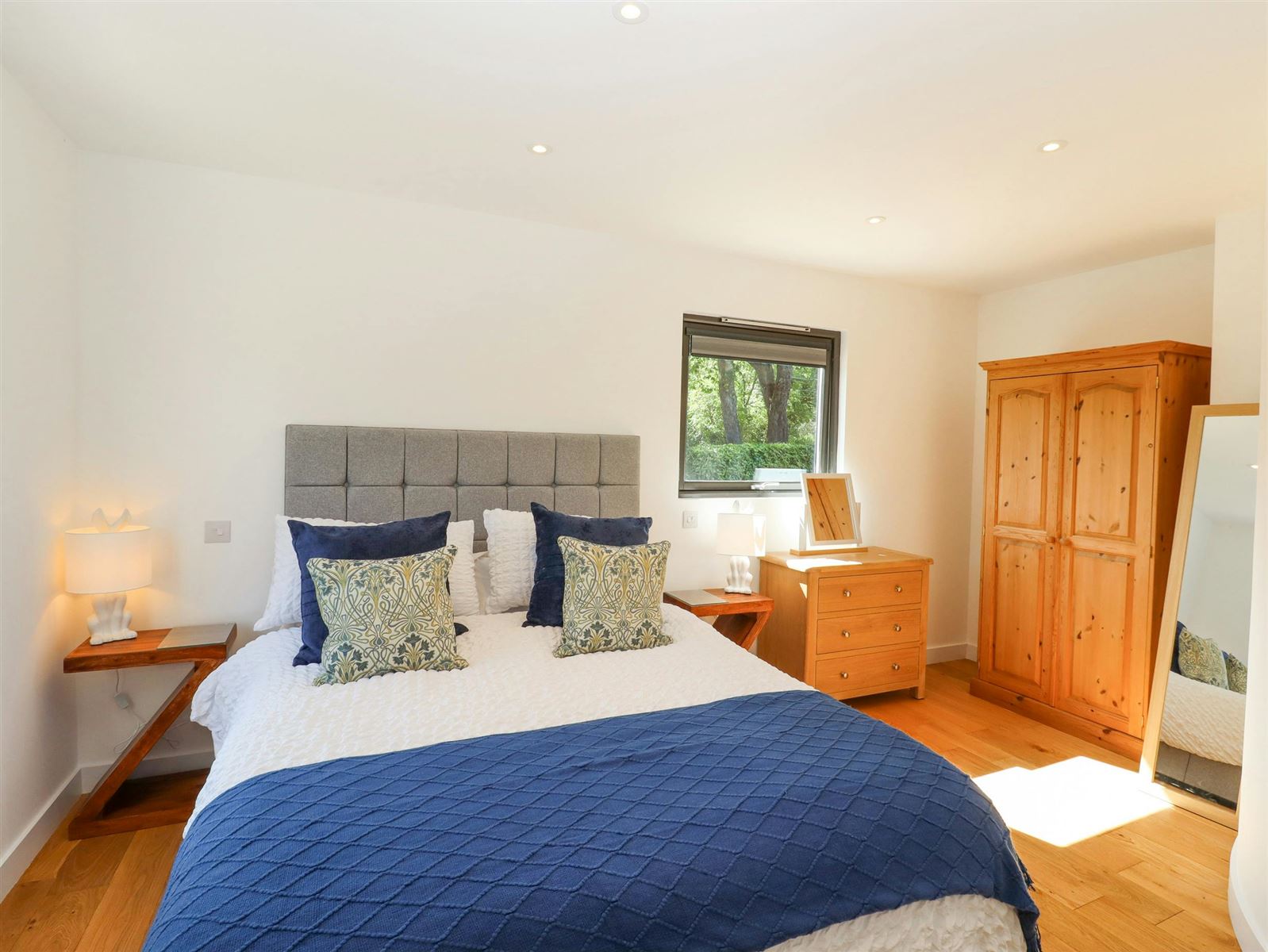 Photo 1 of 14 — Dover Whisper,Church Hougham, Kent, United Kingdom