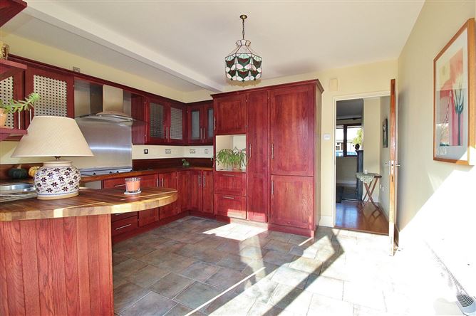21 Harbour View, Howth, Co. Dublin, 