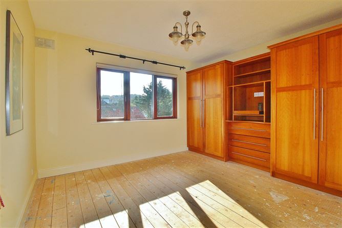 21 Harbour View, Howth, Co. Dublin, 