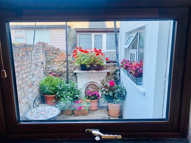 42 Sarsfield's Terrace, Richmond Hill, Cork City, Cork