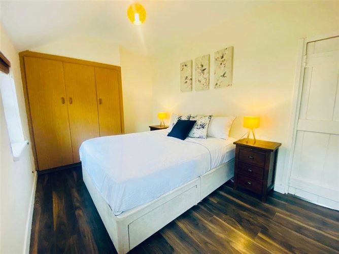 42 Sarsfield's Terrace, Richmond Hill, Cork City, Cork
