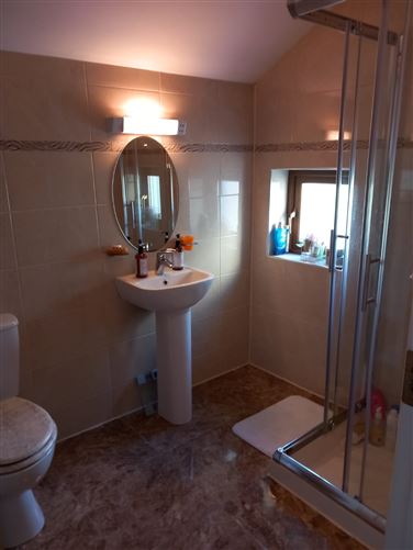 29 Shannon Quays, Rooskey, Leitrim