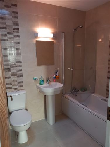 29 Shannon Quays, Rooskey, Leitrim