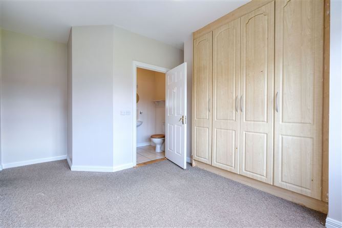 31 Canal Green, Prospect Woods, Longford