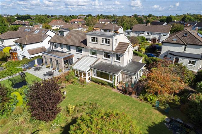 8 Woodside Grove, Castlepark, Rathfarnham, Dublin 14
