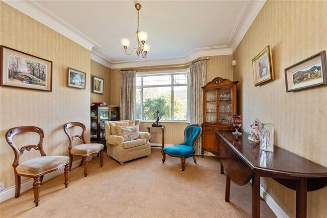 8 Woodside Grove, Castlepark, Rathfarnham, Dublin 14
