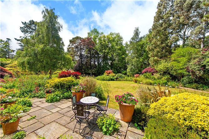 Cooldrinagh, Kerrymount Avenue, Foxrock, Dublin 18