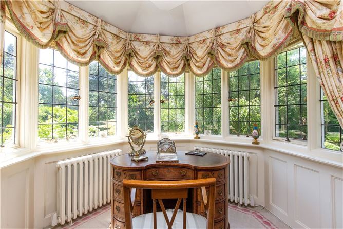 Cooldrinagh, Kerrymount Avenue, Foxrock, Dublin 18