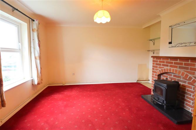 6 Monivea Park, Ballybane, County Galway