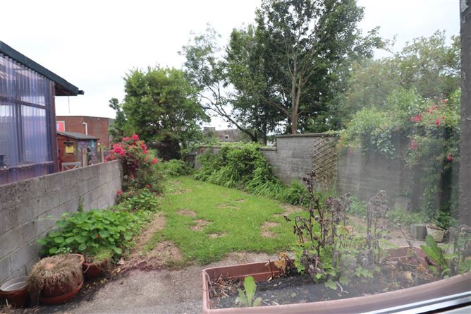 6 Monivea Park, Ballybane, County Galway