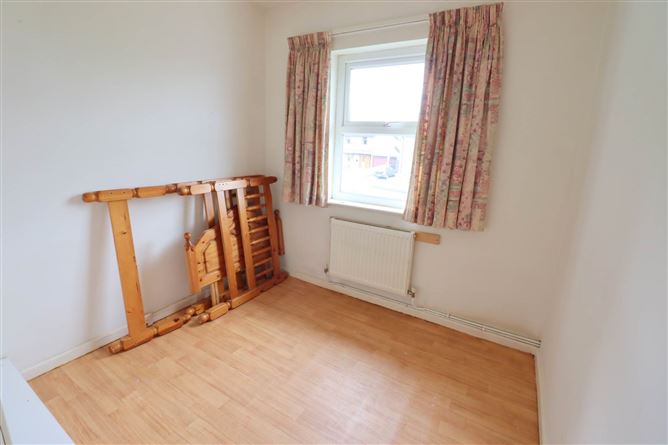 6 Monivea Park, Ballybane, County Galway