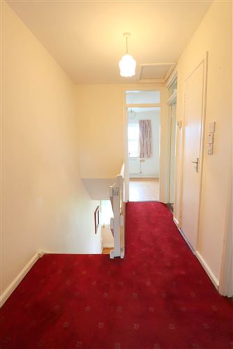 6 Monivea Park, Ballybane, County Galway