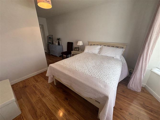 7 Glebe Crest, Donegal Town, Donegal