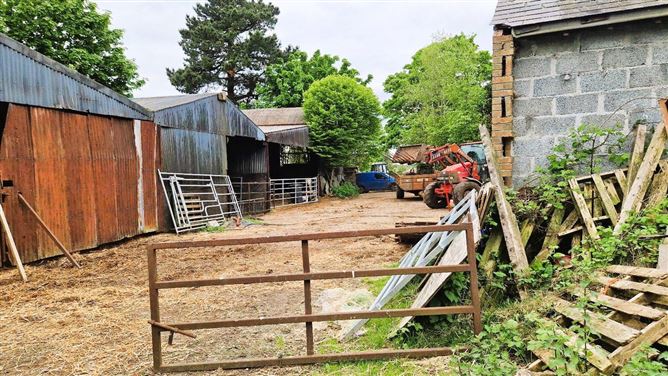 Lands Keenogue, Inniskeen, Co. Monaghan