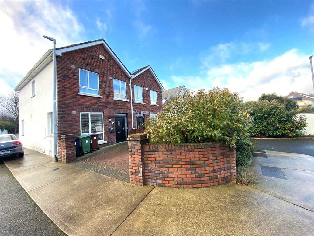 Sally Grove, Ballycullen, Dublin 24