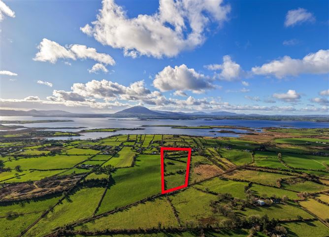 Woodbine House, Residential Farm, Newtown, Cloghans, Ballina, Co. Mayo.