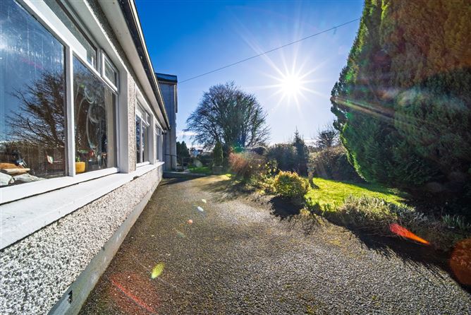 Woodbine House, Residential Farm, Newtown, Cloghans, Ballina, Co. Mayo.