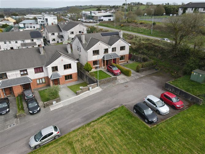 27 Meadowlands, Bandon,   West Cork