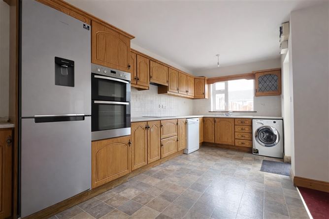 27 Meadowlands, Bandon,   West Cork