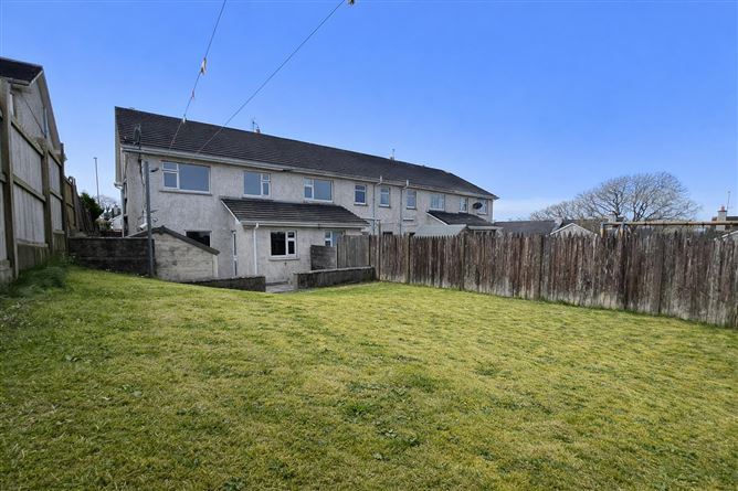 27 Meadowlands, Bandon,   West Cork