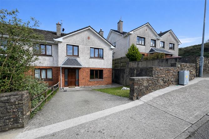 27 Meadowlands, Bandon,   West Cork