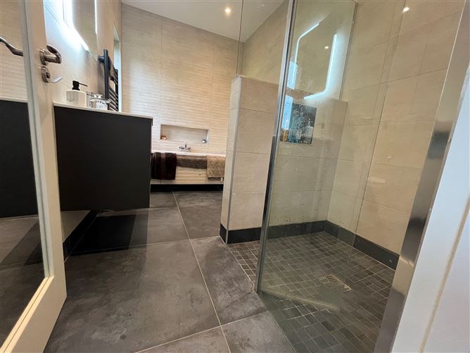 BALLYCRIGHAN, CLOONEY, Quin, Clare